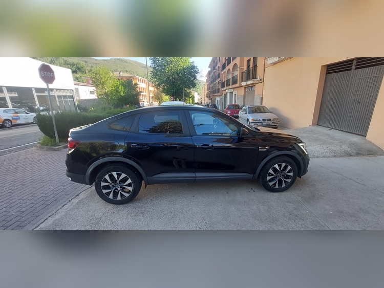 Renault Arkana 1.3 TCE 140CV foto 8